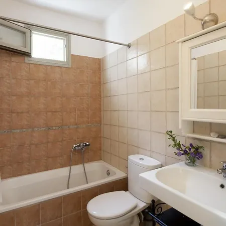 Villa Kallisti Daphne - Gorgeous - An Oasis For 8 People Naousa