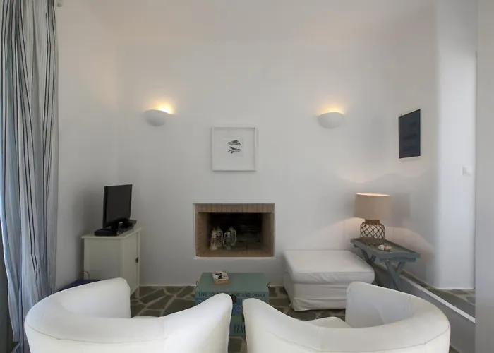 Kallisti Daphne - Gorgeous - An Oasis For 8 People * Naousa (Paros)